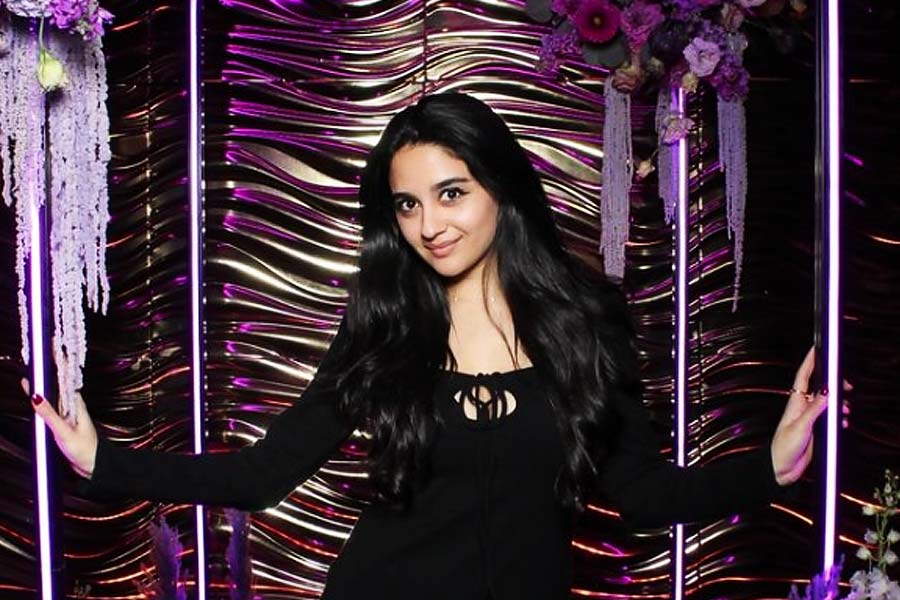 Meet Imanvi, the new co-star of Prabhas in period film, daughter of former Pakistani army officer 