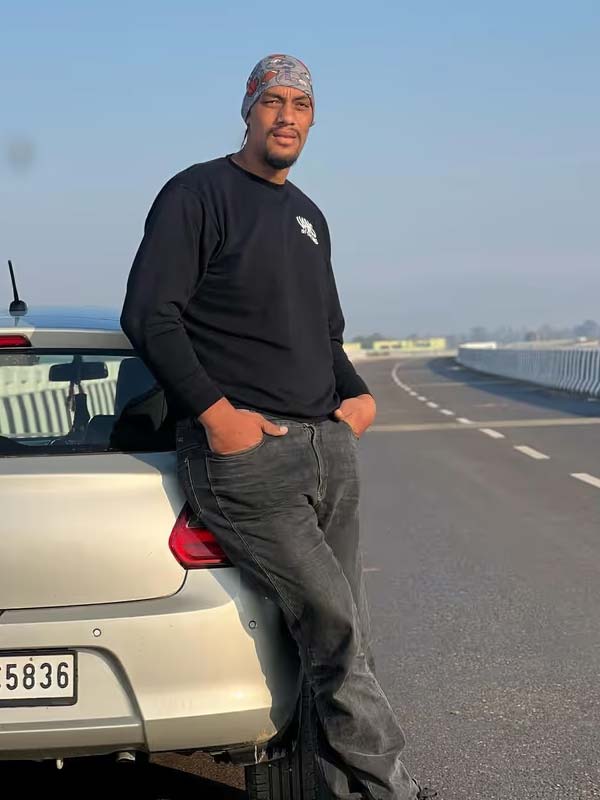 Meet Sunil Kumar, 7 feet 6 inches tall police constable who is the villain of Stree 2