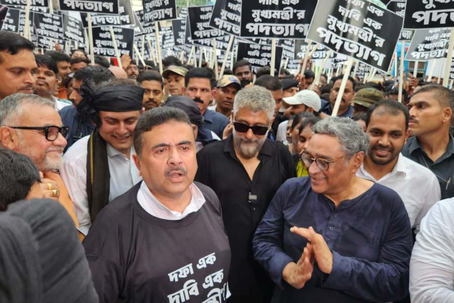 West Bengal BJP showed unity in protest rally at Shyambazar in RG Kar issue 