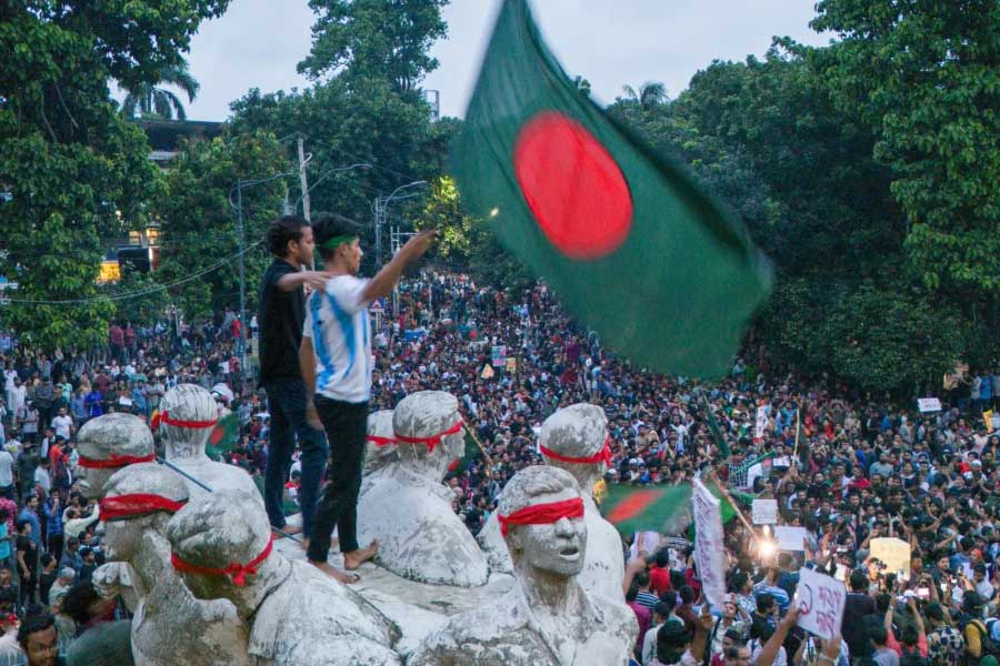 All needs to know about Pakistan Internet controversy 