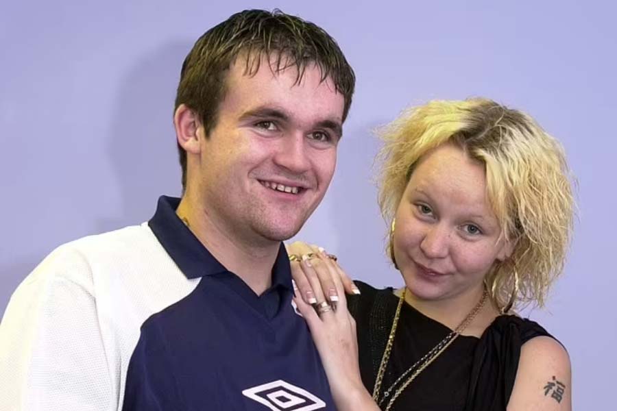 After winning million dollars lottery winner Michael Carroll lost all his wealth 