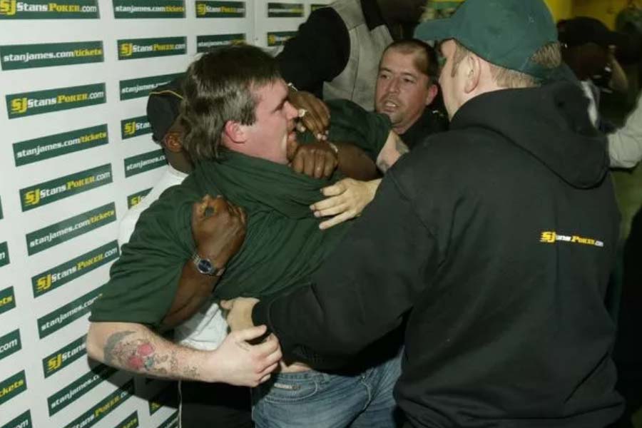 After winning million dollars lottery winner Michael Carroll lost all his wealth 