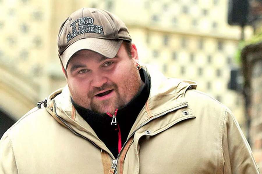 After winning million dollars lottery winner Michael Carroll lost all his wealth 