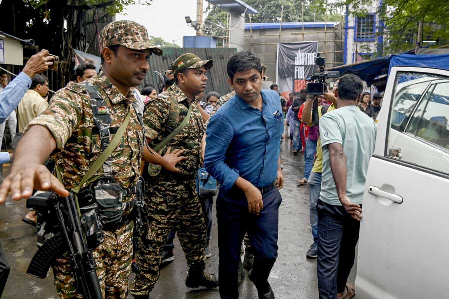 আরজি করে তদন্তে সিবিআই আধিকারিকরা।