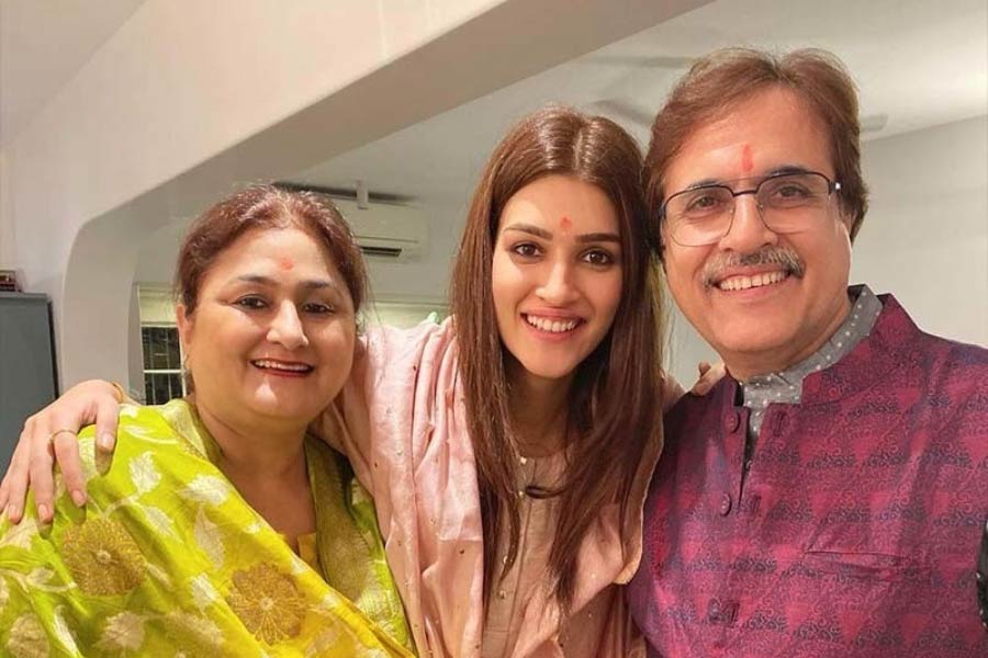 Kriti Sanon says she has genuinely been middle class and reveals still having joint account with her father