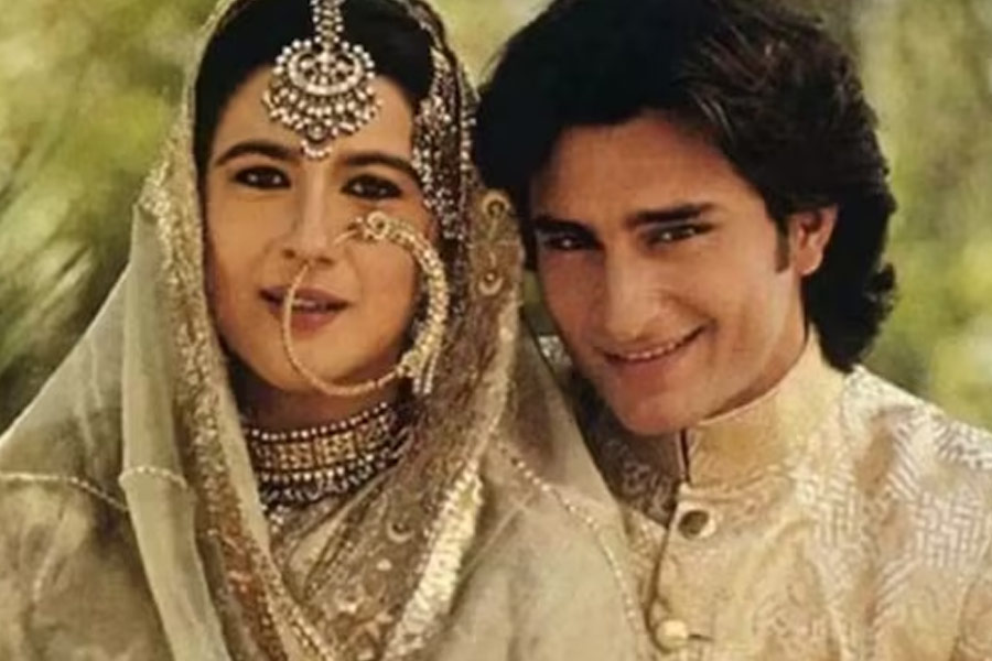 Bollywood actresses who romanced with real father-son duos on screen