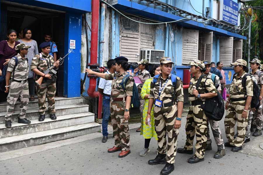 Know about CISF and their job responsibilities