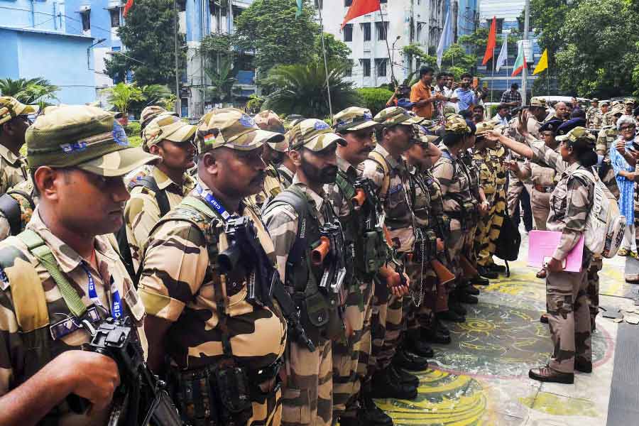 Know about CISF and their job responsibilities