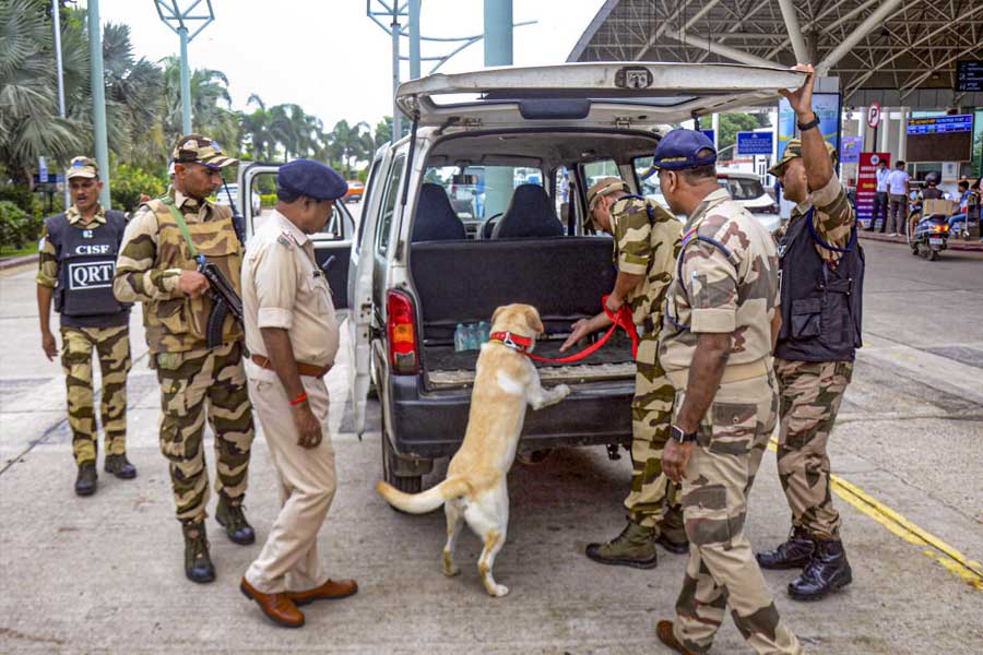 Know about CISF and their job responsibilities