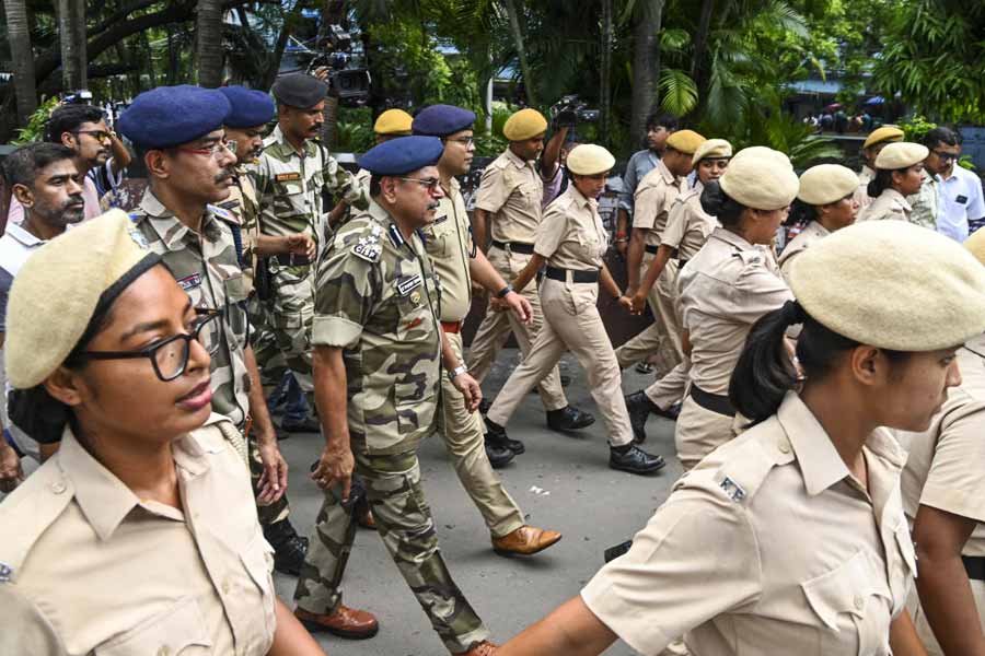 Know about CISF and their job responsibilities