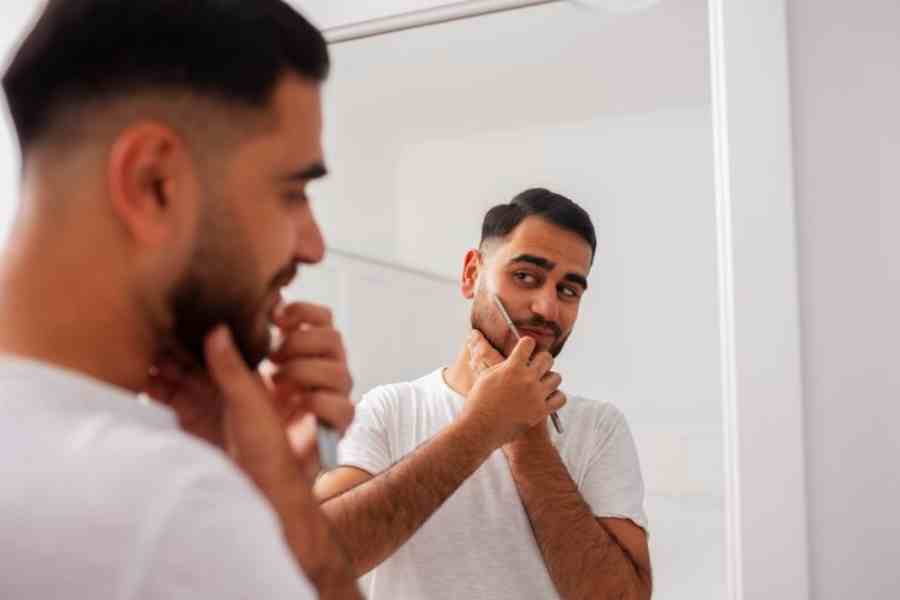 Here are some tips to prevent itching after shaving