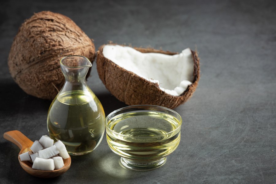 Adding camphor to coconut oil helps in removing dandruff from hair