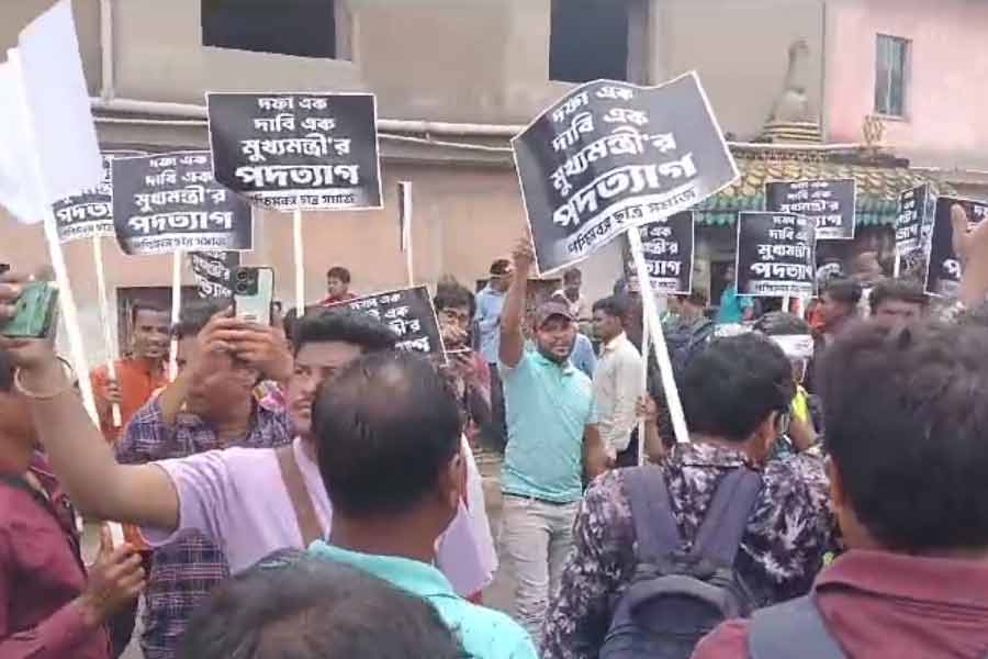 Pictures from Kolkata Nabanna Abhijan