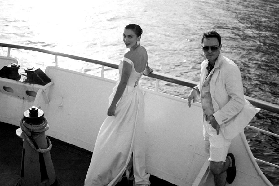 Bollywood actress Amy Jackson ties knot in Italy, know about her personal life and relationships 