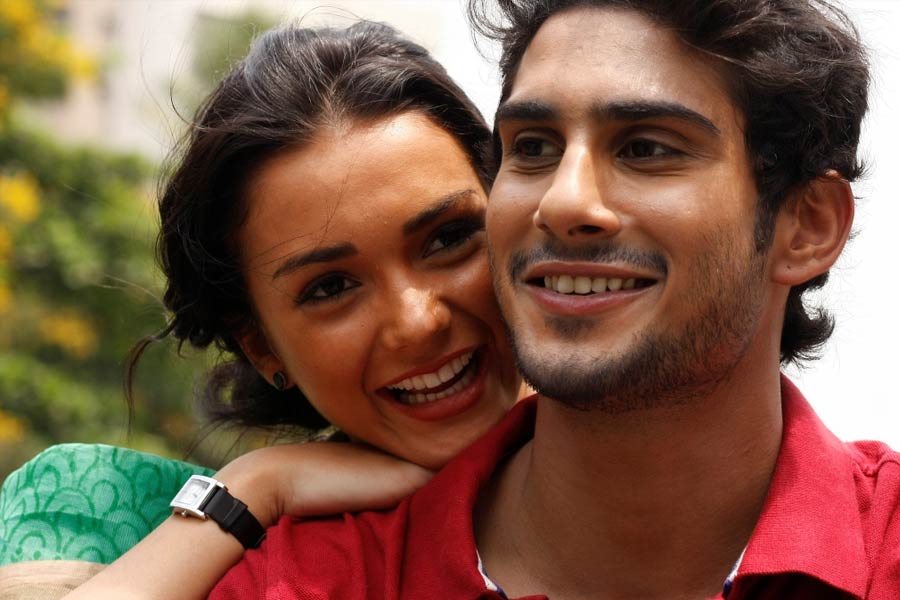 Bollywood actress Amy Jackson ties knot in Italy, know about her personal life and relationships 