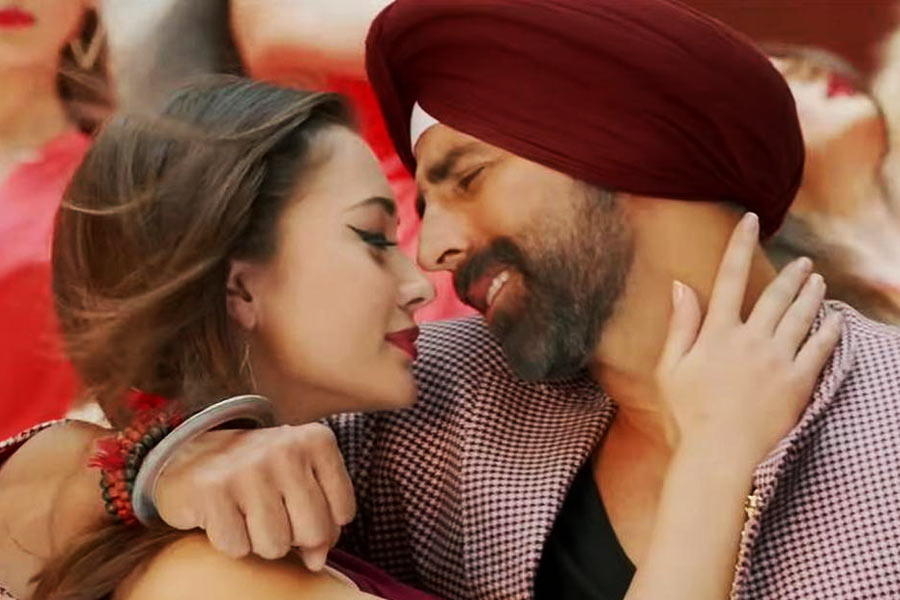 Bollywood actress Amy Jackson ties knot in Italy, know about her personal life and relationships 