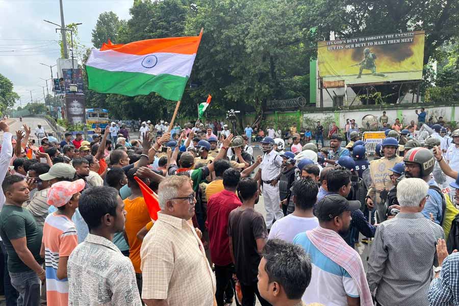 Pictures from Kolkata Nabanna Abhijan