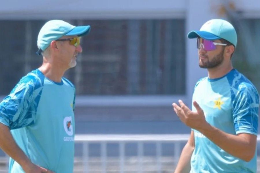 Picture of Jason Gillespie and Shaheen Afridi