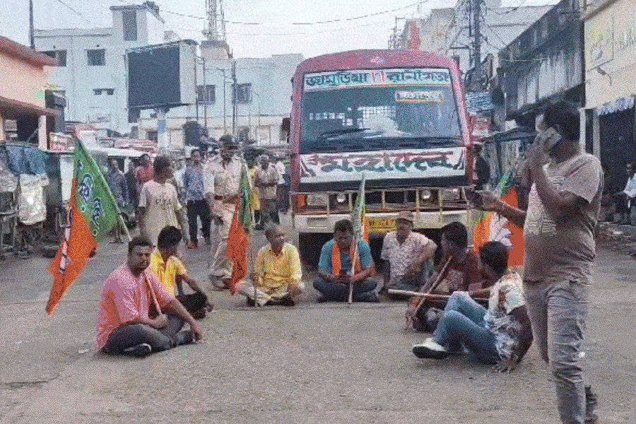 Anandabazar Patrika | Read Latest Bengali News, Bangla News, বাংলা সংবাদ,  বাংলা খবর from West Bengal's Leading Newspaper