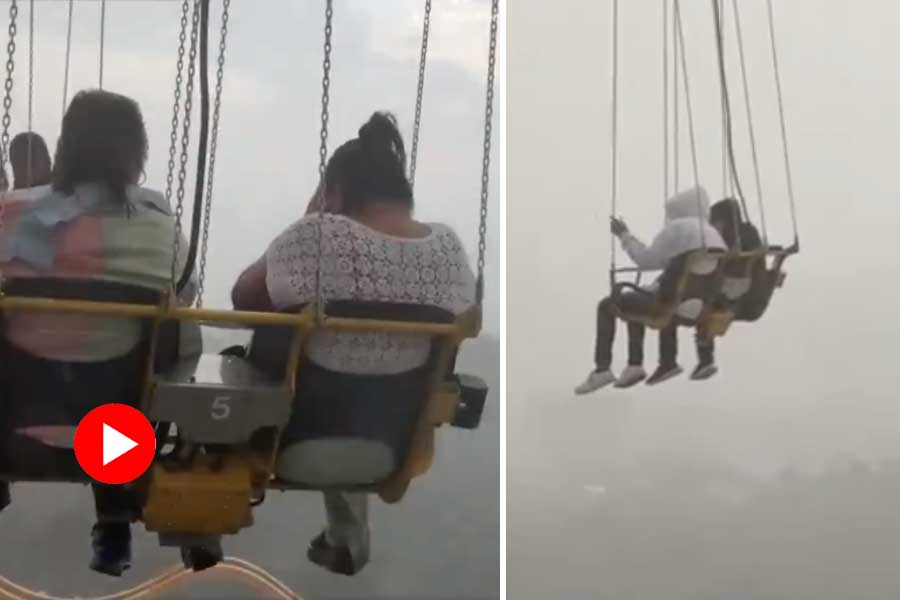 Video of people stuck midair in ride amid storm