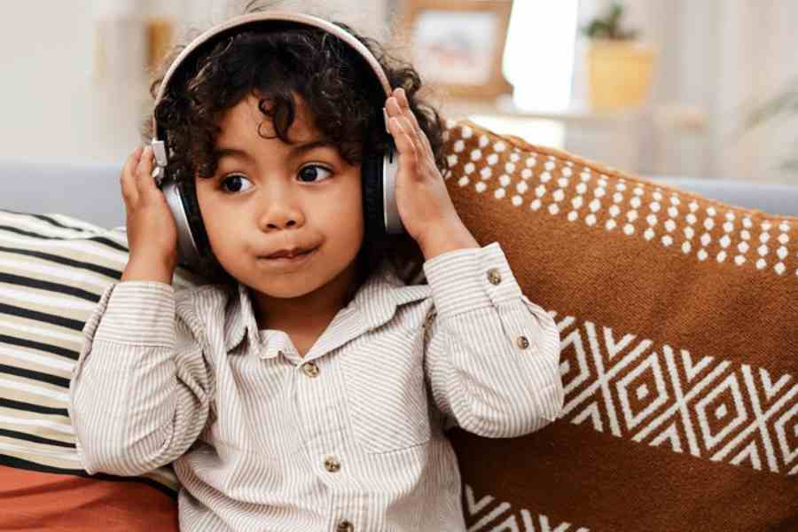 Here are the tips to protect your children against hearing loss