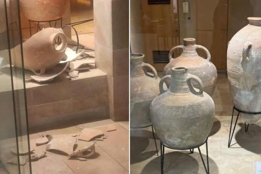 Child accidentally broke old artefact in museum of Israel