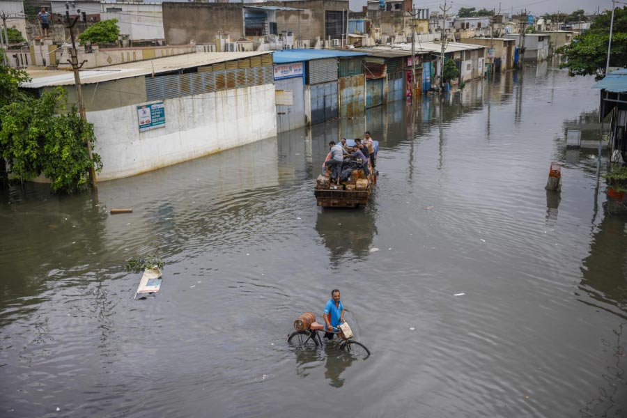 All needs to know about Flood like situation in Gujarat