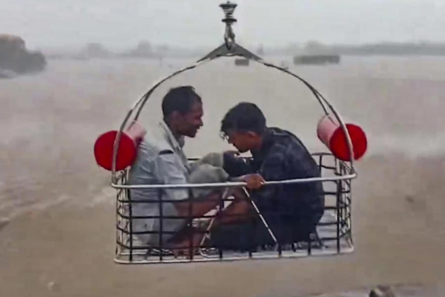 All needs to know about Flood like situation in Gujarat