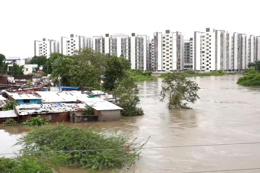 All needs to know about Flood like situation in Gujarat