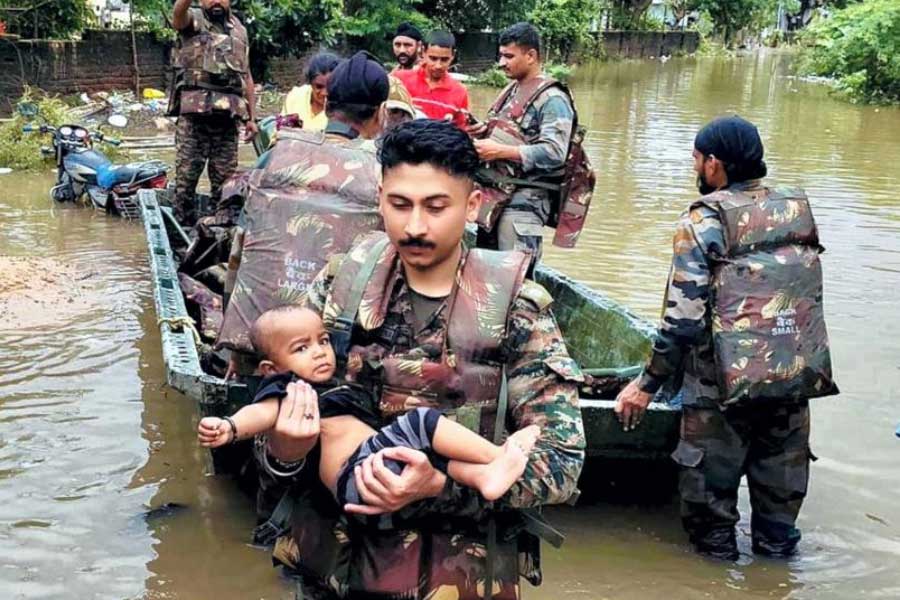 All needs to know about Flood like situation in Gujarat