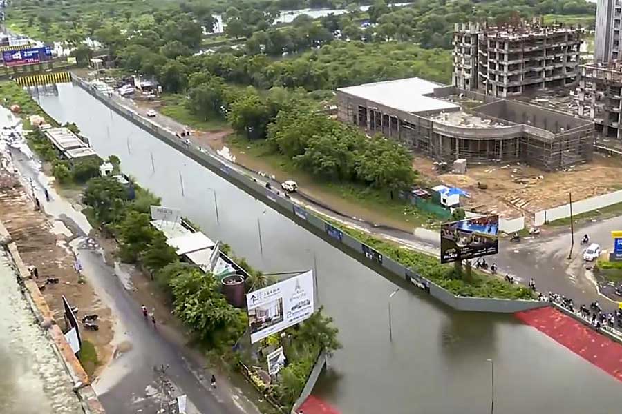 All needs to know about Flood like situation in Gujarat