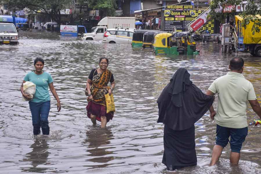 All needs to know about Flood like situation in Gujarat