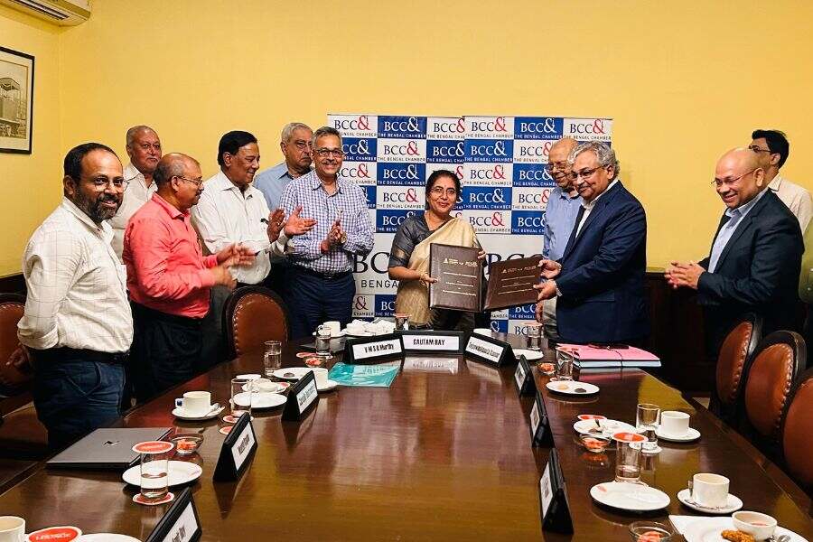 IIEST Shibpur Signed MOU with Bengal Chamber of Commerce.