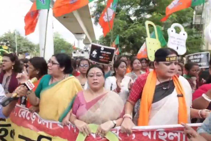 Chaos created BJP programme of West Bengal Commission for Women abhiyan