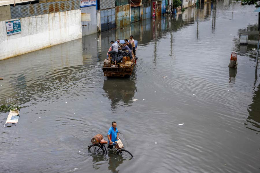 Heavy rains likely in Saurashtra-Kutch districts due to cyclone Asna