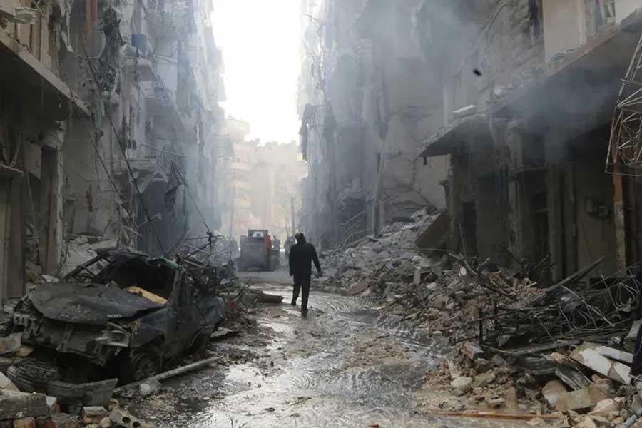Syria civil war Russian airstrike in Aleppo after rebels capture city 