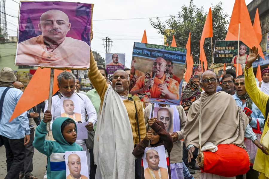 All need to know about Bangladesh Unrest and arrest of Chinmoy Krishna Das