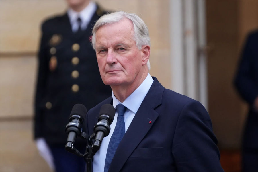 France political turmoil due to government ousted in no confidence vote what happens next