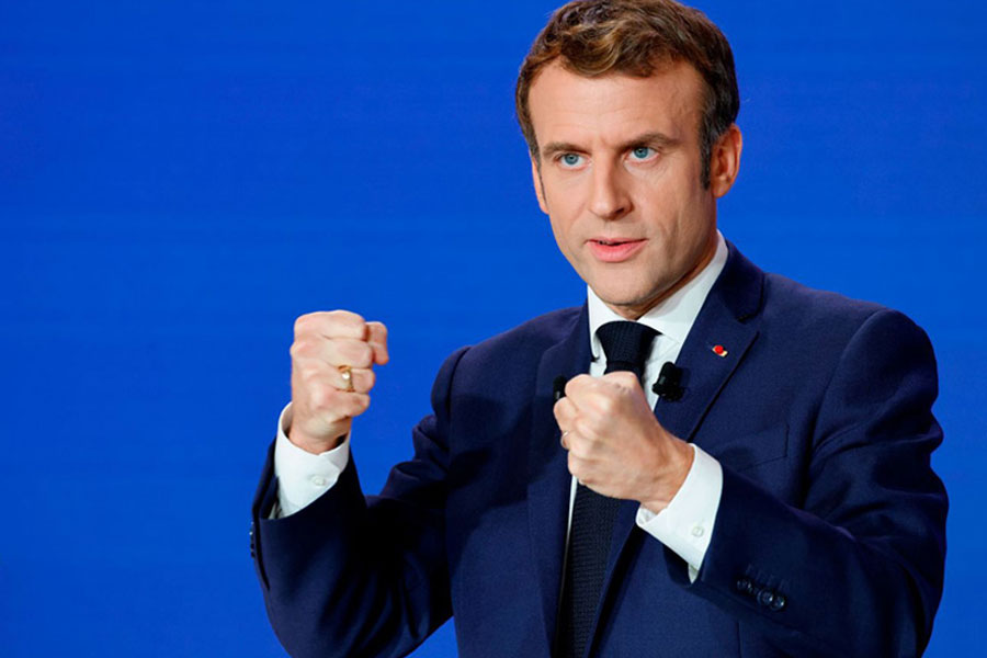 France political turmoil due to government ousted in no confidence vote what happens next