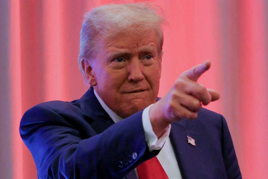 France political turmoil due to government ousted in no confidence vote what happens next