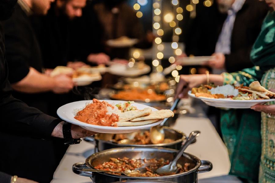 Tips to maintain your health while enjoying a buffet dgtl