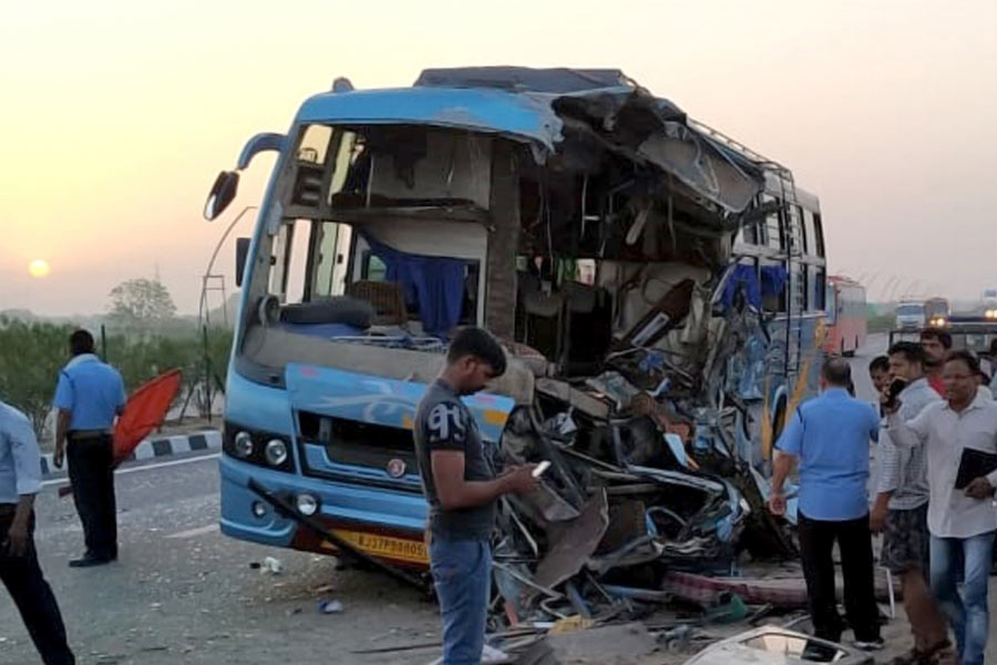 Bus accidents continue as a result of rivalry