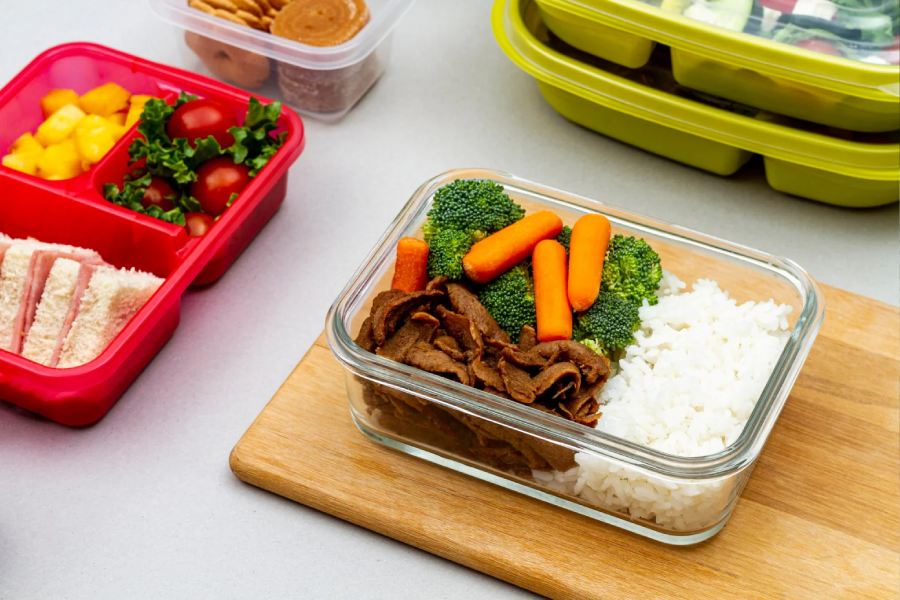 Three easy tips to keep your tiffin box and food container odour free and stain free dgtl