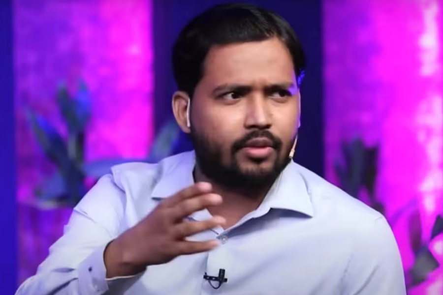 All you need to know about popular Educator and YouTuber of India Khan Sir