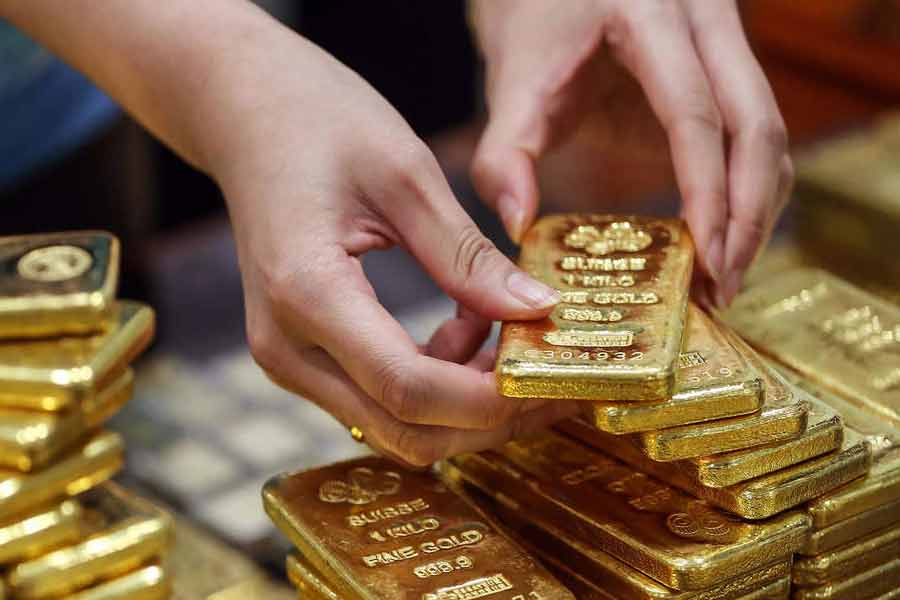 Gold bullion mandatory hallmarking proposal is considered by Narendra Modi government