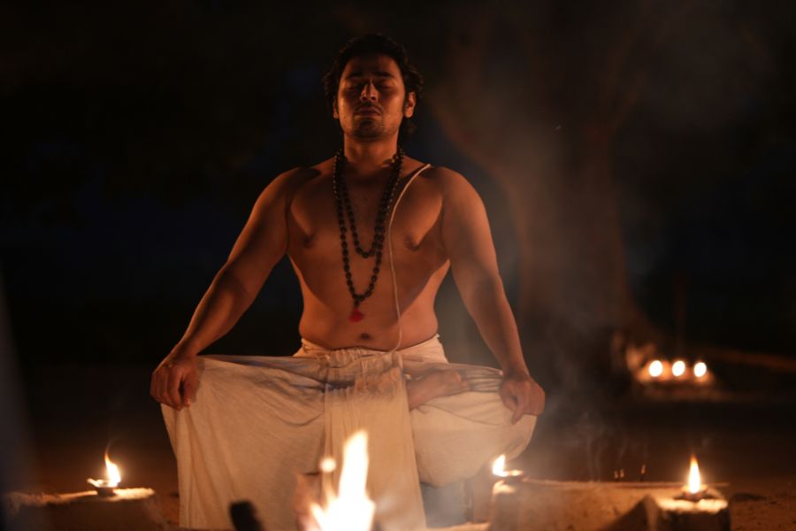 এ কীসের ধ্যানে বসলেন সপ্তর্ষি?