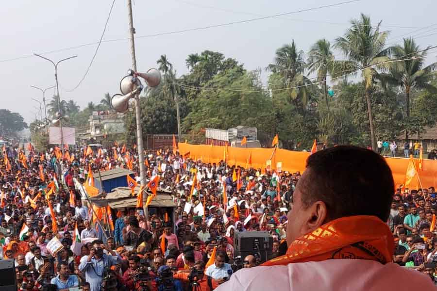বসিরহাটে বিক্ষোভ সমাবেশে বিরোধী দলনেতা শুভেন্দু অধিকারী।