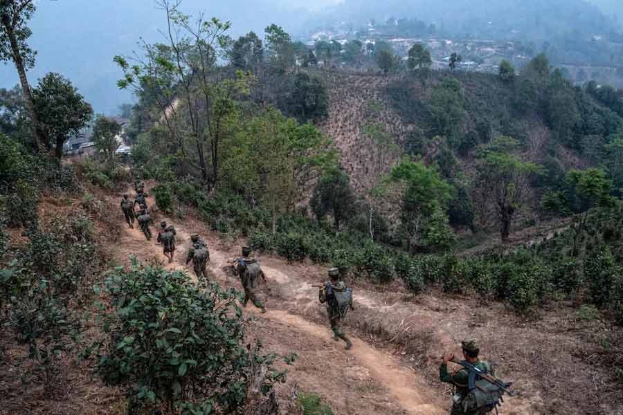 Ethnic group of Myanmar seizes final army outpost in Maungdaw