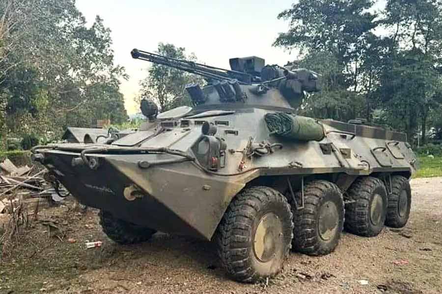 Ethnic group of Myanmar seizes final army outpost in Maungdaw