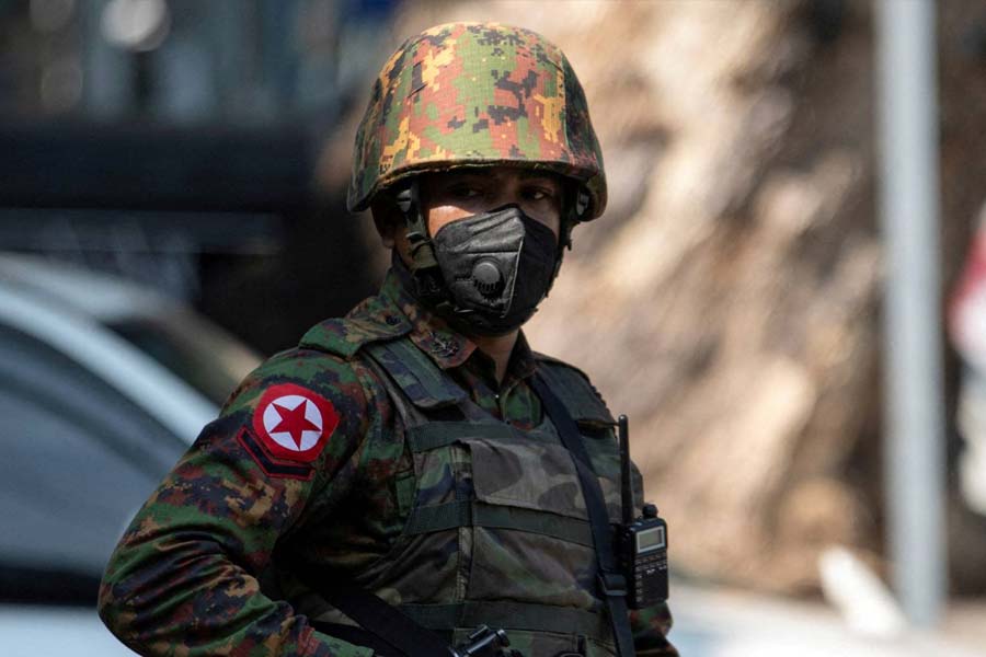 Ethnic group of Myanmar seizes final army outpost in Maungdaw